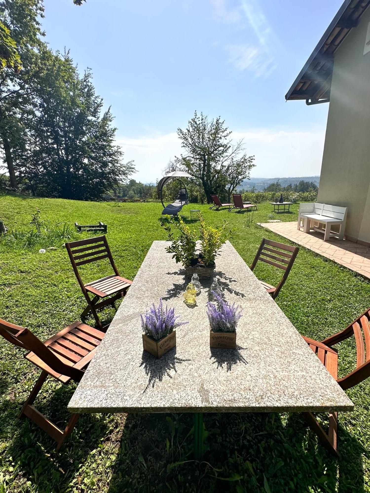 Villa Just Langhe Casa Barolo Novello Exterior foto